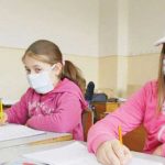 Lumina ultravioletă, cea mai viabilă și rentabilă soluție pentru siguranța spaților educaționale în fața agenților patogeni?