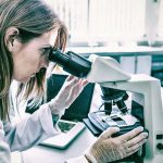 Finanțare pentru carieră în cercetare în institute din România