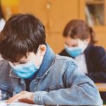 Peste 2.500 de școli vor fi sprijinite financiar în vederera reducerii abandonului școlar