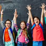 Școala românească, pe drumul luminos spre fericire