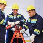 Bursele motivante și cazarea gratuită, două dintre modalitățile de încurajare a învățământului dual, susține Sorin Cîmpeanu