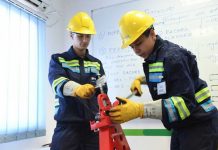 ENGIE România recrutează elevi pentru a învăța meseria de instalator