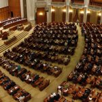 Dezbaterea legilor educației în Parlament începe odată cu viitorul an școlar