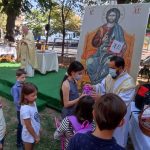 Parohia Iancu Vechi-Mătăsari a început programul social-educațional „Ajută un copil să meargă la școală!”