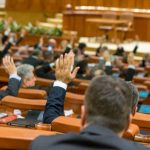 Proiectul privind combaterea consumului de droguri în școli a fost respins în Senat