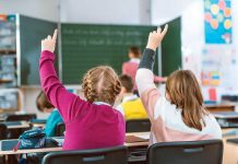 Un paradox al educației românești