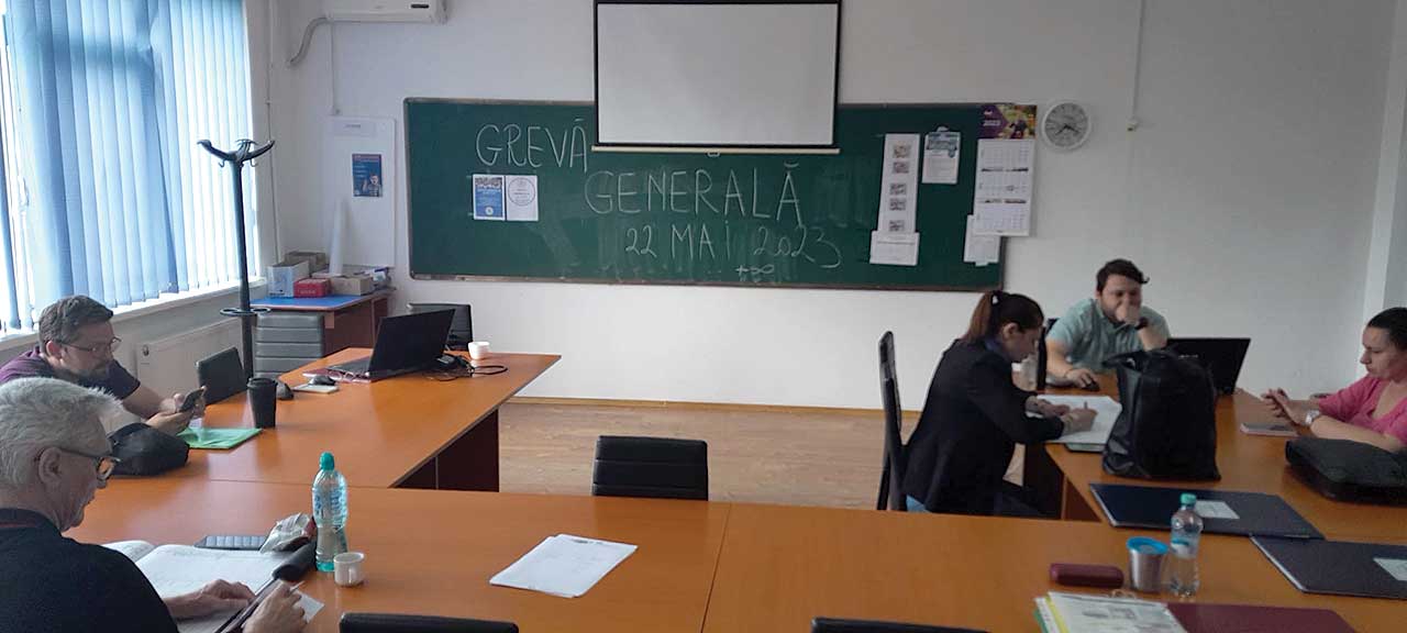 „Gestul dascălilor de a nu mai intra la cursuri este perfect justificat”