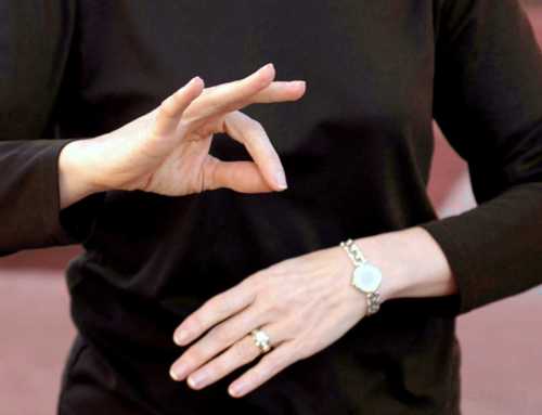 Curs postuniversitar „Comunicare și interpretare în limba semnelor române” la Jurnalism