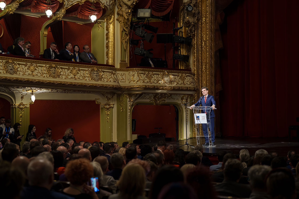 Nicușor Dan: „Mediul academic trebuie să fie prezent în momentul când se dezbat legi importante pentru economie”