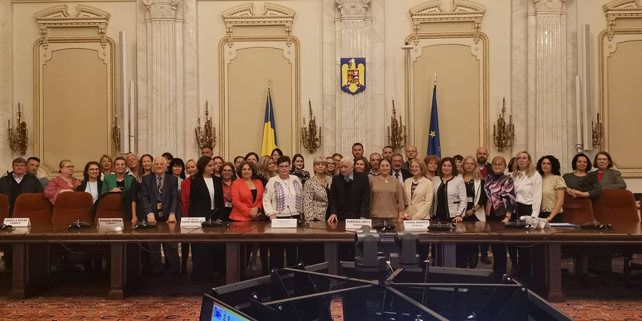 De 35 de ani, educație cu profesionalism pentru formarea continuă a educatorilor
