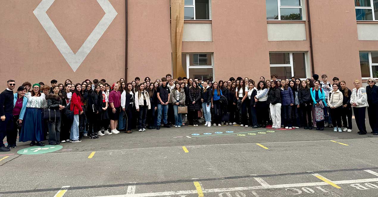 Liceul Teoretic Ion Barbu, promotor al valorilor europene în cea de-a IX-a ediție #ErasmusDays