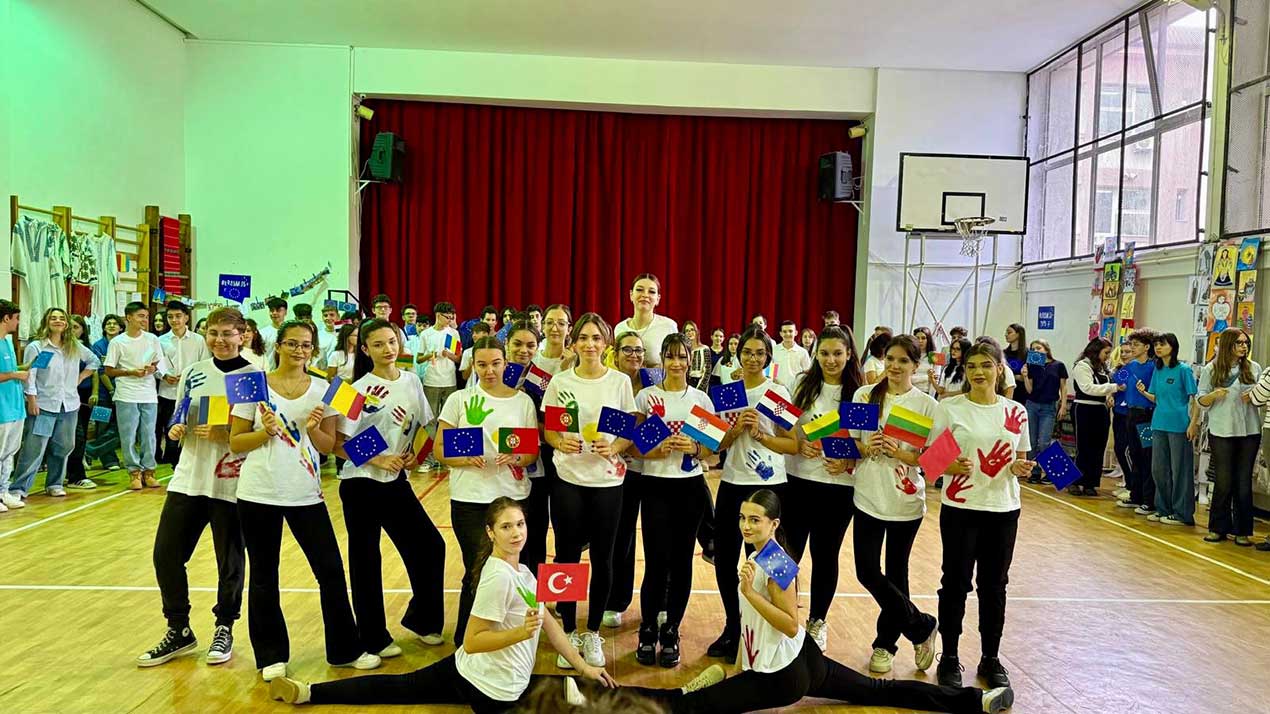 Liceul Teoretic Ion Barbu, promotor al valorilor europene în cea de-a IX-a ediție #ErasmusDays