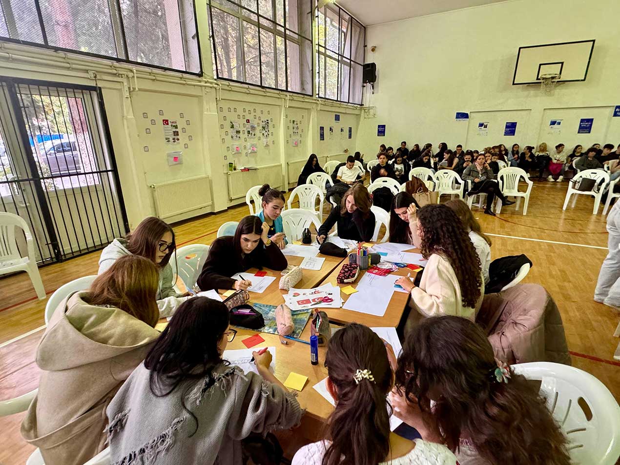 Liceul Teoretic Ion Barbu, promotor al valorilor europene în cea de-a IX-a ediție #ErasmusDays