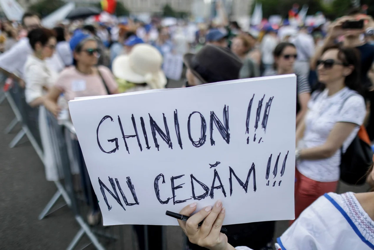 Sindicatele declanșează referendumul național pentru greva generală în educație