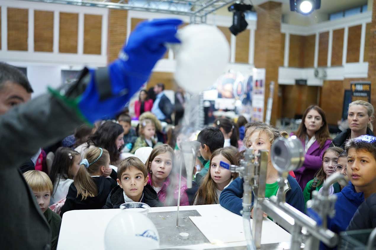 La Politehnica București, festivalul celor mai noi descoperiri în domeniul materialelor