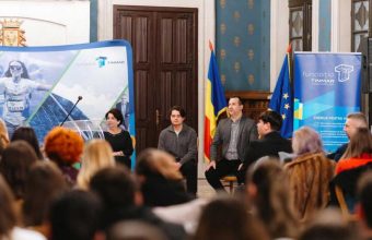 Burse de merit în valoare totală de 560.000 de euro pentru 1.110 elevi din județul Iași