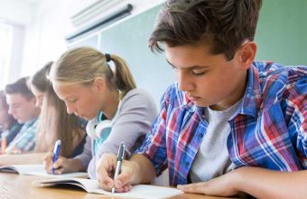 Au fost publicate programele pentru simulările examenelor naționale 2026