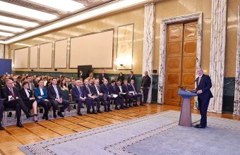 Elevii români au rezultate la matematică și științe sub media celor din țările OECD  